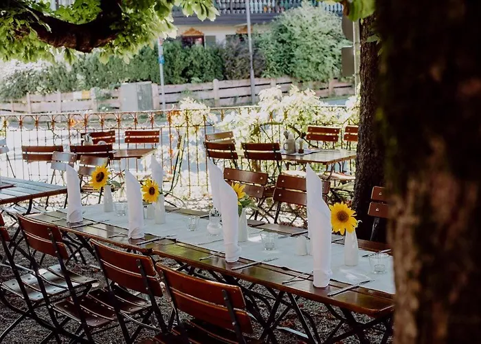 Hotel Und Hirzinger Riedering