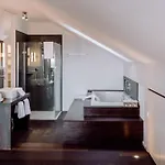 Hirzinger - Und Hotel *