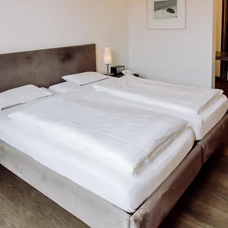 Hotel Hirzinger - Und Riedering