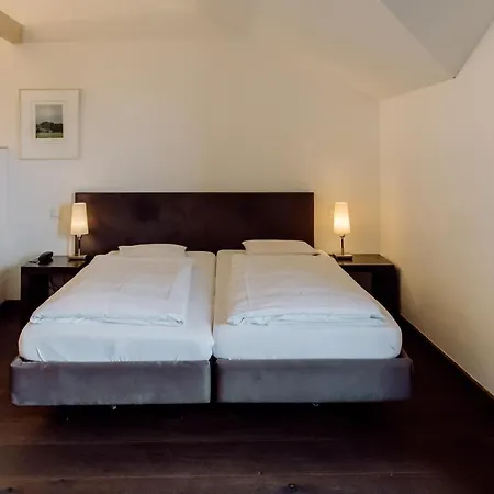 Hotel Hirzinger - Und Riedering